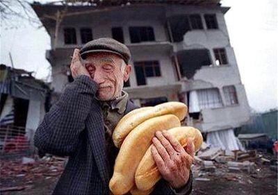 qalcc's tweet photo. الدموع : وشُعورك بِ الحاجه .. اقسى من البرد والجوع / ربي لستُ احتاجُ سِوآك .. ف لا تحرمني عفوك ورضآك ..~ http://t.co/Kc0K2gr9hC