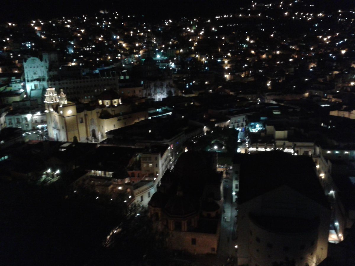 balcon_delcielo's tweet photo. #ParaElDiaDeLosEnamoradosQuiero disfrutar la bella vista que se tiene desde el Hotel @balcon_delcielo http://t.co/N3fwqLOb5G