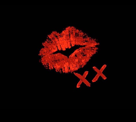 Apache0721's tweet photo. 💋 SWEET DREAMS @JustKate038 @jameshodcroft @ItalyHeart @LadyPinkridge @carmenandreou @keithroland1 @ParaNormandy 💤 http://t.co/QyvtZZhiNO