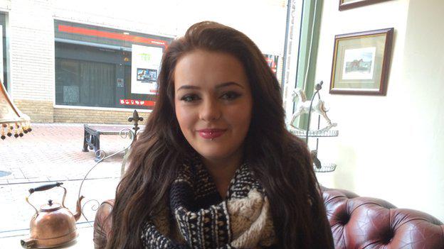 BBCNewsbeat's tweet photo. Revenge porn becomes a criminal offence today. One victim tells her story. http://t.co/rXlGwITELV http://t.co/DAuWodo0Xq