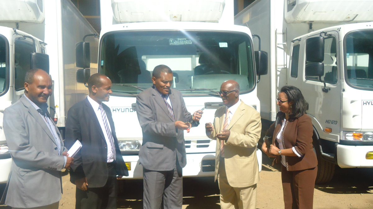 PFSAPR's tweet image. ቻይ ኢትዮጵያ ለመድኃኒት ፈንድና አቅርቦት ኤጀንሲ 3 መኪኖችን በስጦታ መልክ አበረከተ፡፡