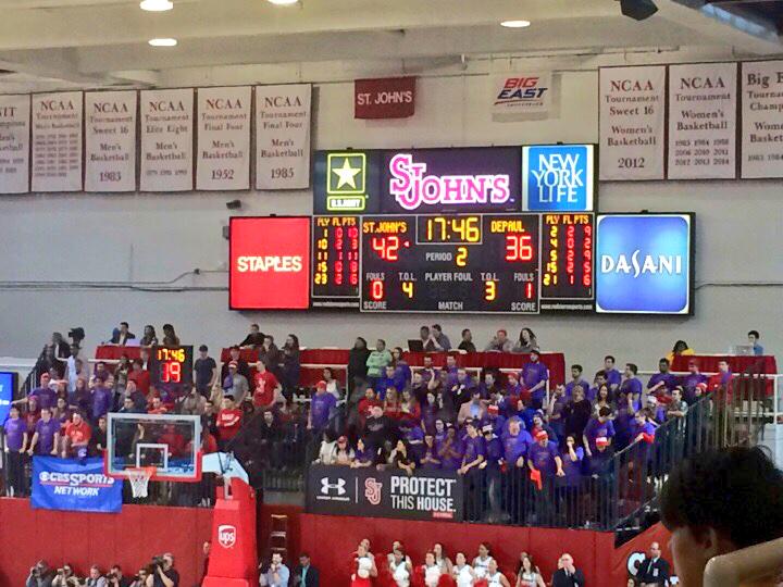 StJohnsRelay's tweet photo. Carnesecca Arena turned purple at half time tonight in support of Relay for Life! #whYnotRFL #GOSTORM http://t.co/ABnUpsS9JZ