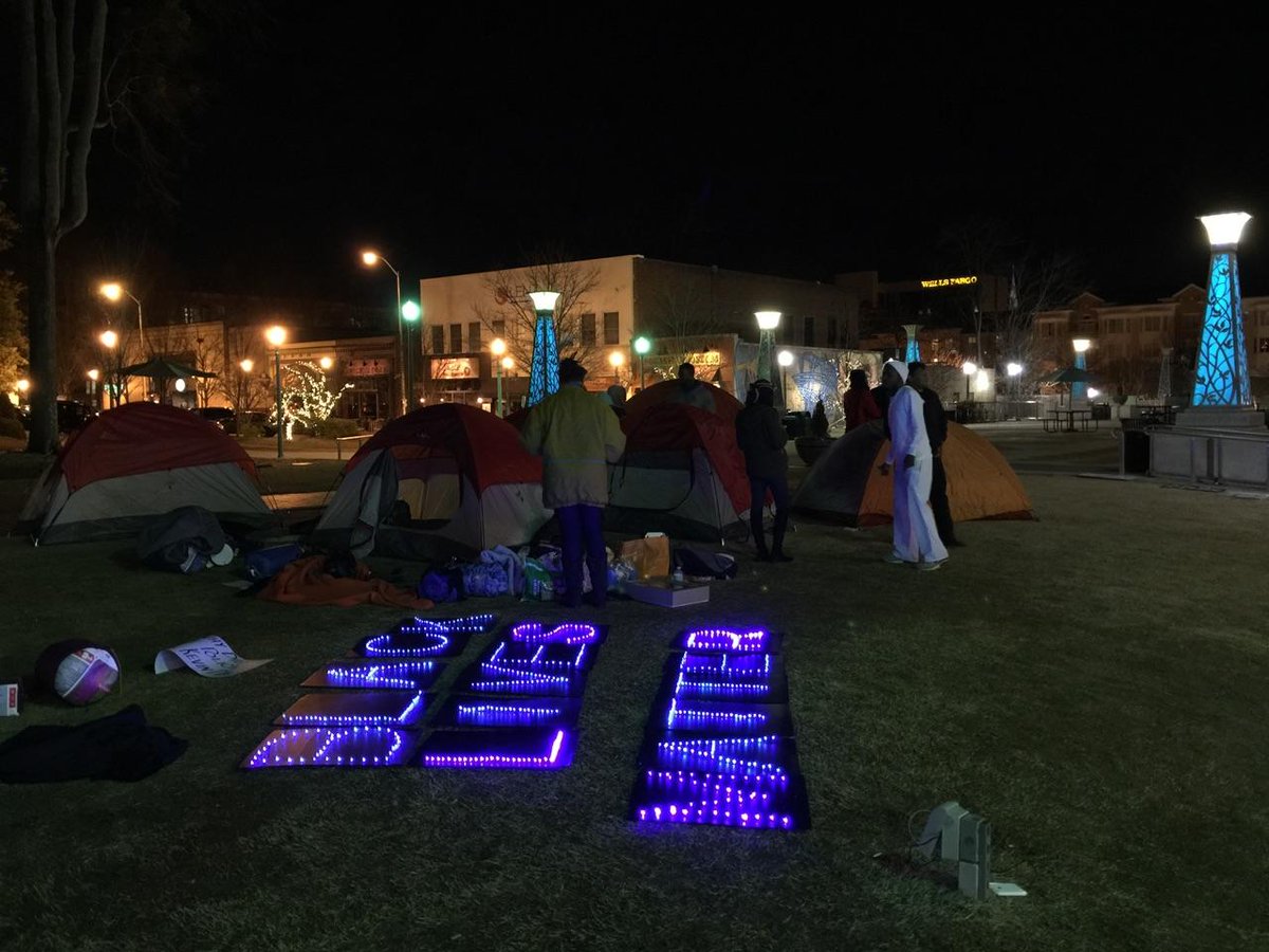 ATLOrganizing's tweet photo. #SleepOutATL for justice for #KevinDavis read the @ShaunKing story on Kevin Davis here: http://t.co/sqZa0tfqKz http://t.co/dfmNQgnXkA