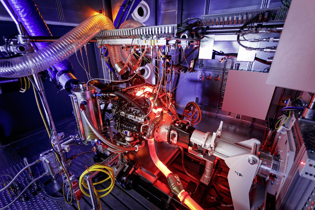 4.0-liter, biturbo V8 that powers the AMG GT - it’s a stunner