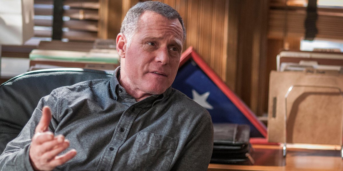 NBCChicagoPD's tweet photo. RETWEET if you loved tonight’s episode of #ChicagoPD! #BunnysBack http://t.co/tV3Efdd56V