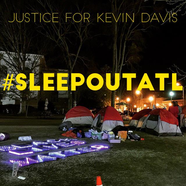 ATLOrganizing's tweet photo. Justice for #KevinDavis in 'Kevin Davis Square' @kevindavisatl @genyproject_ @_BiggerThanYou #SleepOutATL http://t.co/4dwKnccloJ