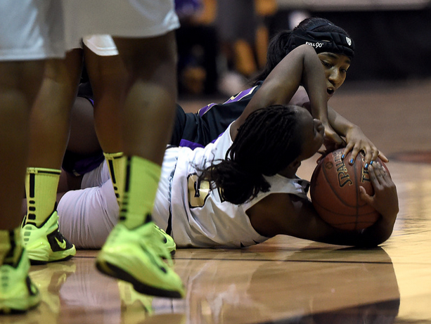 Photos: Arroyo Valley #Hawks Clinch SAL League w/Win Over <a href="/JHillsSpartans/">Jurupa Hills</a> Girls Basketball: photos.dailybulletin.com/2015/02/photos…