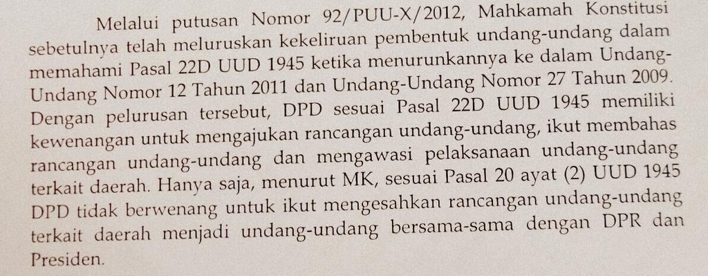 Intsiawati's tweet image. Putusan MK No. 92/PUU-X/2012 meluruskan kekeliruan dalam pembentukan Undang-Undang.
