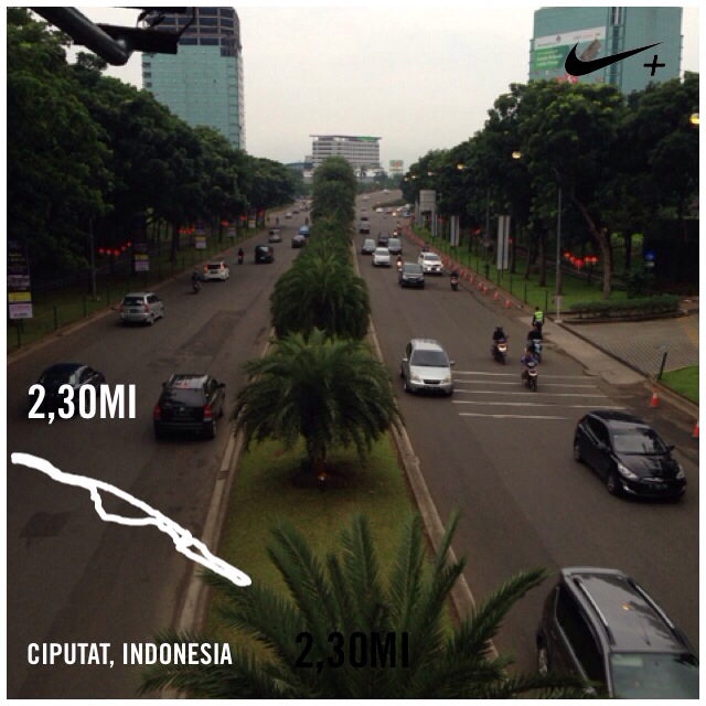 Sashakey's tweet photo. Hap I just ran 2,30 mi with Nike+. http://t.co/VCtbUfjxAp #nikeplus http://t.co/pf1UcNxAnC