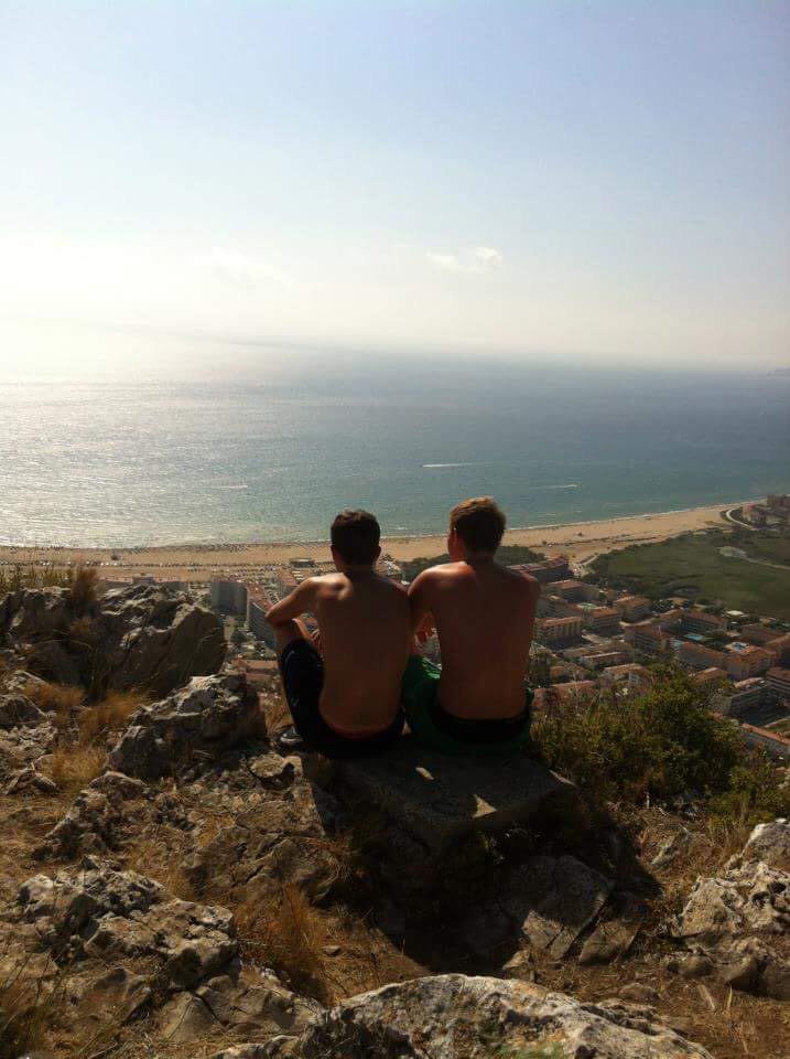 Robert White tweet media