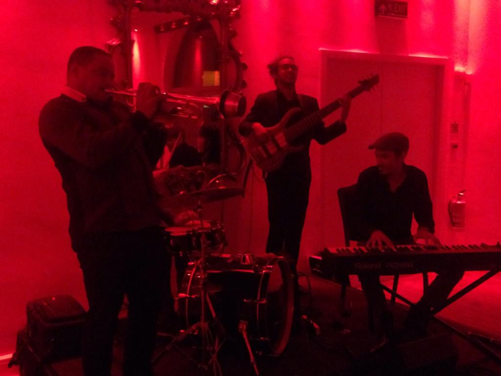 miteshsheth78's tweet image. Highlights of #AssetClass2015 Unconference: Flamenco; short&amp;amp;sharp speeches, #Prezi, Jazz band, Great conversations!