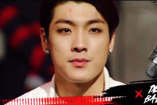 MrsYook's tweet photo. Please I can't look at his face right now γ
.γ
Be strong Song Gunhee! #ForeverwithGun #AlwaysWithGun http://t.co/XAUV7goNs6