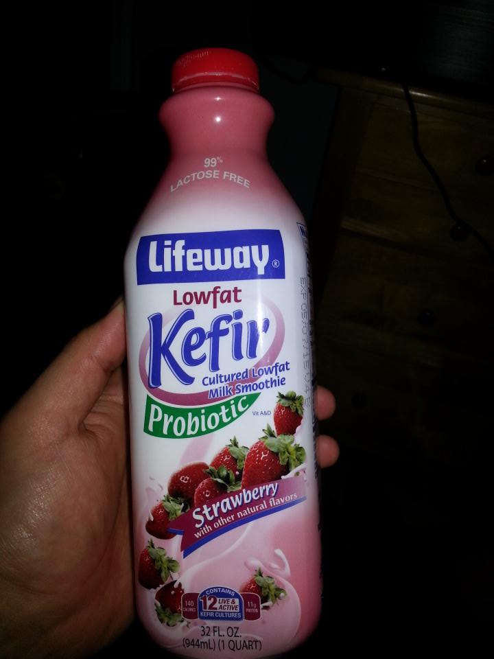 JaRaaaaaaaandy's tweet photo. Champagne of dairy? Bold statement @lifeway_kefir; glad you deliver smoth flavors post #gym #thesearefacts #USA http://t.co/4dNSGpSM5w