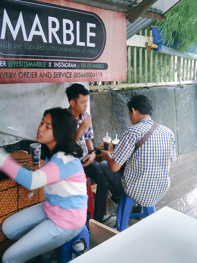 MARBLE [ Milk Art Blended ] | Samping kiri Smansa Semarang | Selamat mencoba :)