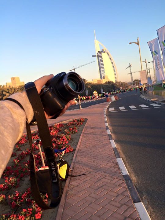 LensCapBuddy's tweet photo. RT: @JBHormiere Another proof that LensCap Buddy is an ultimate need... #CapGone #IfOnlyIHadOneBefore #DubaiMarathon http://t.co/DCgEAUJJcu