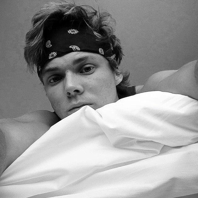 going
to
bed
depressed
night
everyone 
-cries-