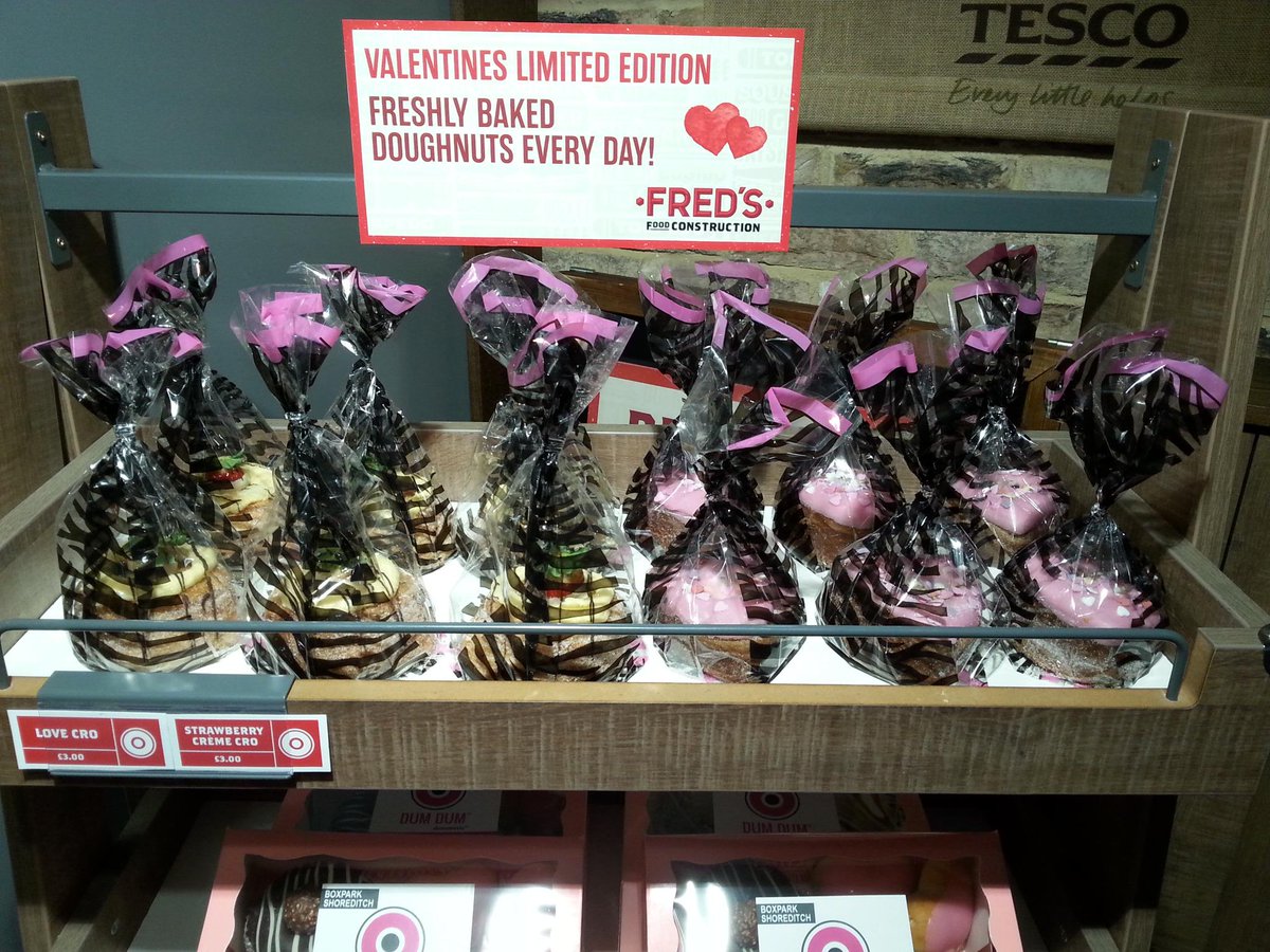 fedbyfred's tweet photo. #ValentinesDumDumLimitedEdition! Reserve your Valentines Box instore now! @PhilPotLaneF2G  @dumdumdoughnuts http://t.co/SRz7QHXiCu