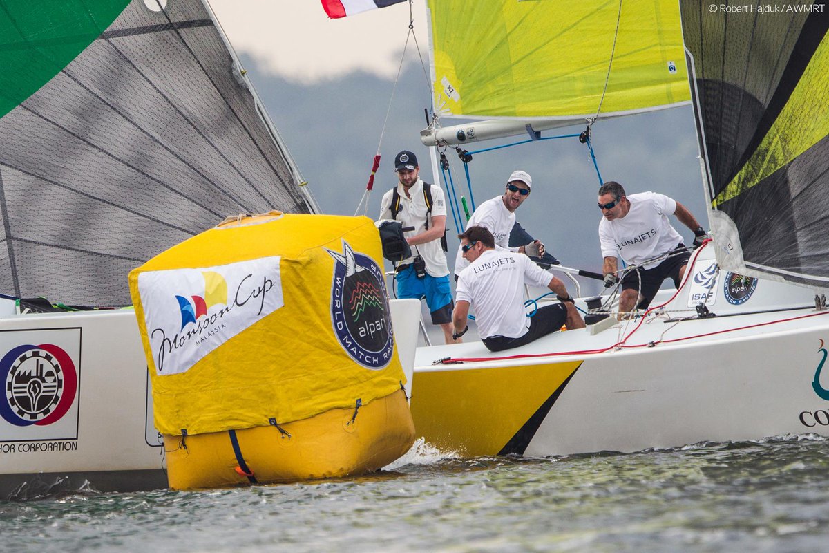 #LunaJets in QFs! Hope to win against #Swinton <a href="/TeamAlpariFX/">black swan racing</a> to get our ticket in the SFs ;) #AlpariTour #MonsoonCup