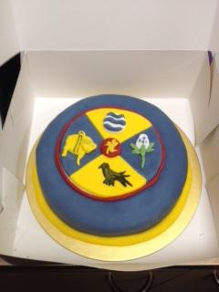 BrighterFutMAT's tweet photo. Wow! A cake made by a Siddal Y4 pupil with the school logo. Representing something she treasures. http://t.co/6pac07DBK8