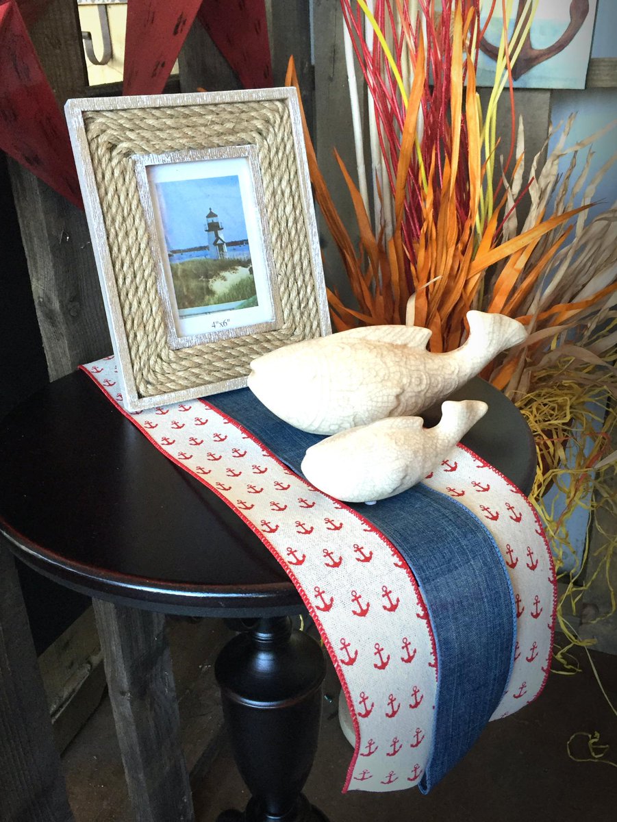 TMIGifts's tweet image. IN LOVE with our Nautical Display!! Our 2015 collection!  #nautical #decor #springdisplay #gorgeous