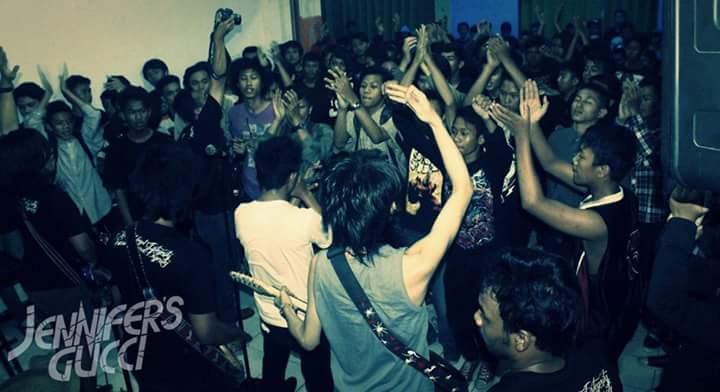 Masih ingat dengan foto ini ????