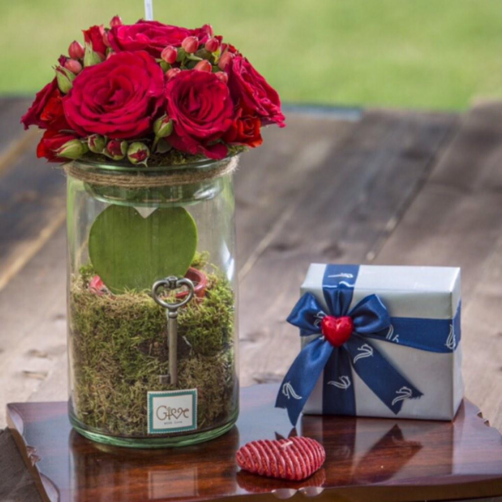 YaraJewelry's tweet photo. Delivered to your doorstep! Call or whatsapp 95535820. http://t.co/aORtRuSpu5