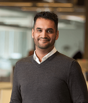 VMwareTanzu's tweet photo. In less than a week, Pivotal will unveil a new approach to big data. Secure your spot here: http://t.co/z3NwIA5kaD http://t.co/xiDOHNiQ57