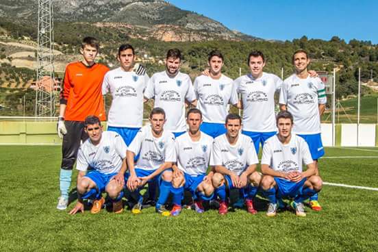 CDCortes's tweet photo. Plantilla del C.D. Cortes en su partido que disputó en Alozaina en la Jornada 16

Foto de Antonio Rodríguez http://t.co/H0sh2trm3w