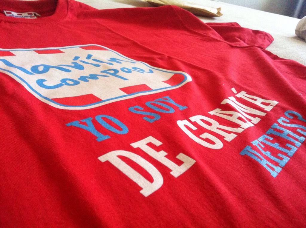 mfgranaina's tweet photo. YA!! SORTEO de 10 camisetas! Sólo haz RT de este tuit y sigue a @TapasDeGranada. Sorteo abierto hasta las 23.00! #mf http://t.co/9uO3vSWIid