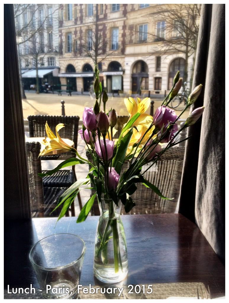 evanscharlottec's tweet photo. Lunch in beautiful #Paris after productive @PremiereVision #PVSS16 visit. http://t.co/sWxlFd1Zsd