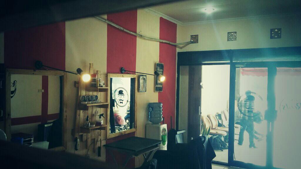 Ga banyak yang kami tawarkan, cuma maaf klo Gantengnya jd berlebihan.
Bengkel Depok- Jl.Kartini Raya No.24 #ROOTSdpk