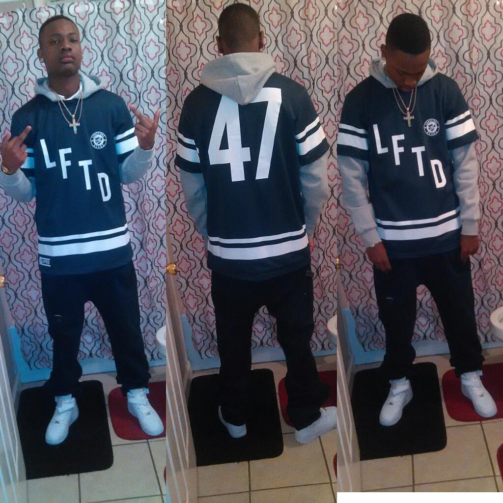 pooh_stackz's tweet photo. Bitches say I do the most...#STACKZWORLD http://t.co/Yrga2HEKOr