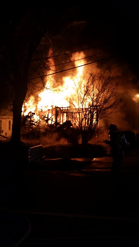 Riverdale Fire tweet media