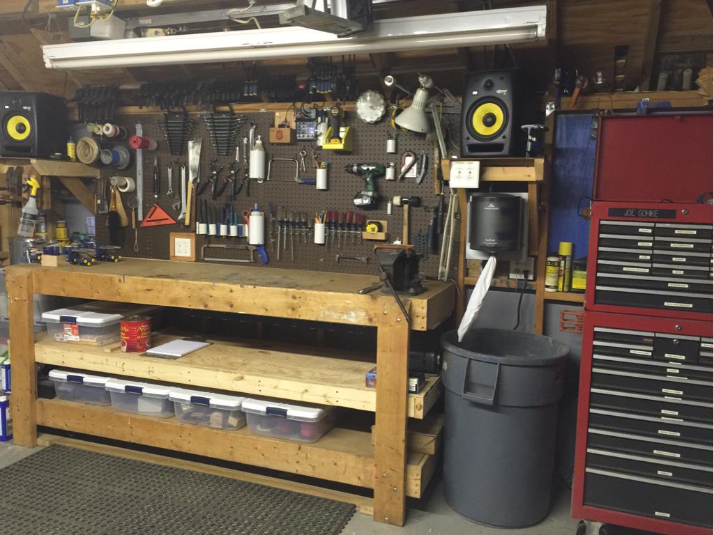 jgohlke's tweet photo. Thanks all for the kind words on the shop pic. Here’s a pic of the workbench…cleaned for the photo shoot! http://t.co/SDj0utVq0Y