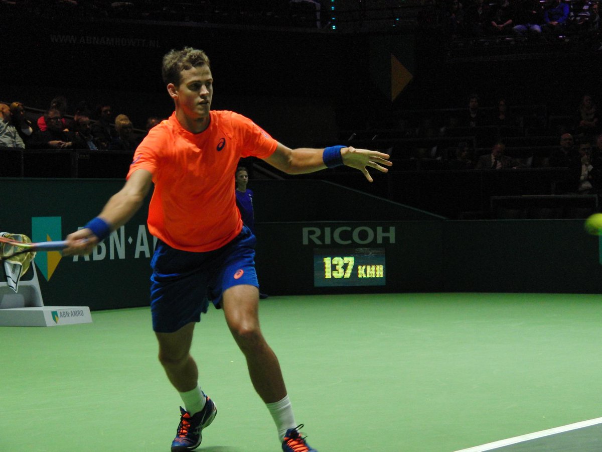 DANILOPIZZORNO's tweet photo. #Rotterdam2015 @abnamrowtt #Murray VS #Pospisil http://t.co/GDiMK286Qw