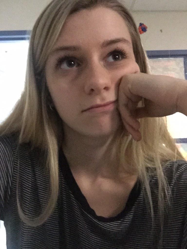 emlepine's tweet image. justt want thesee tix😭❤️🙏 @newcountry94 #NewCountry94FGL #plzplzplz #number #1 #fan