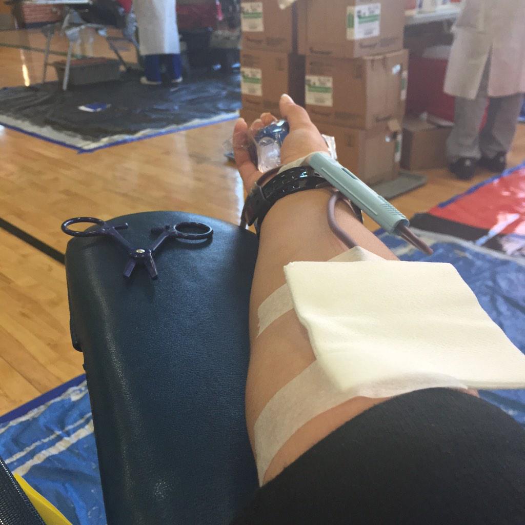 APennay's tweet image. Oh yeahhh💉 #ihatelife #muchpain #suchblood