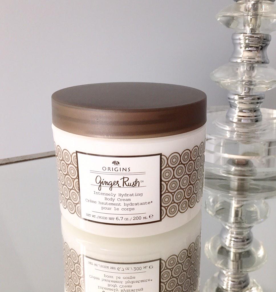 cbarryaustin's tweet photo. Here's a little @Origins love. My new fave is this fluffy cream. More on the blog! http://t.co/3qUqhLfJg0 http://t.co/0sINoOCpfJ