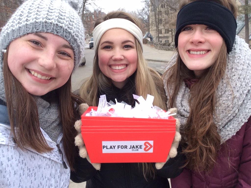 playforjakeiu's tweet photo. Had a great (but freezing) couple of hours handing out suckers for Valentine's Day and raising awareness!💙💙 http://t.co/htRUI563SJ