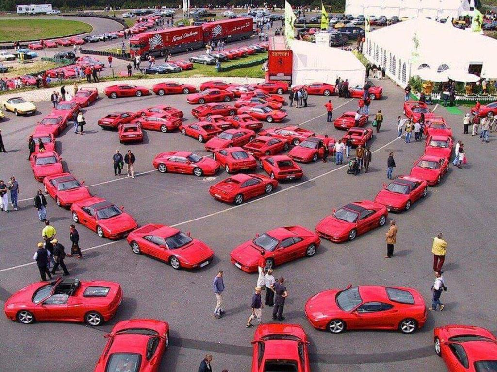 KartingVendrell's tweet photo. Próximo sábado 14, día de los enamorados, concentración Ferrari en el circuito desde las 11 hasta las 13 horas. http://t.co/MCk4benbKo