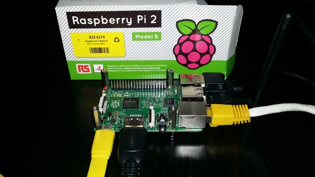 Ron_van_der_B's tweet image. Free WIFI Hotspot in de maak. Met de #Raspberry_Pi2