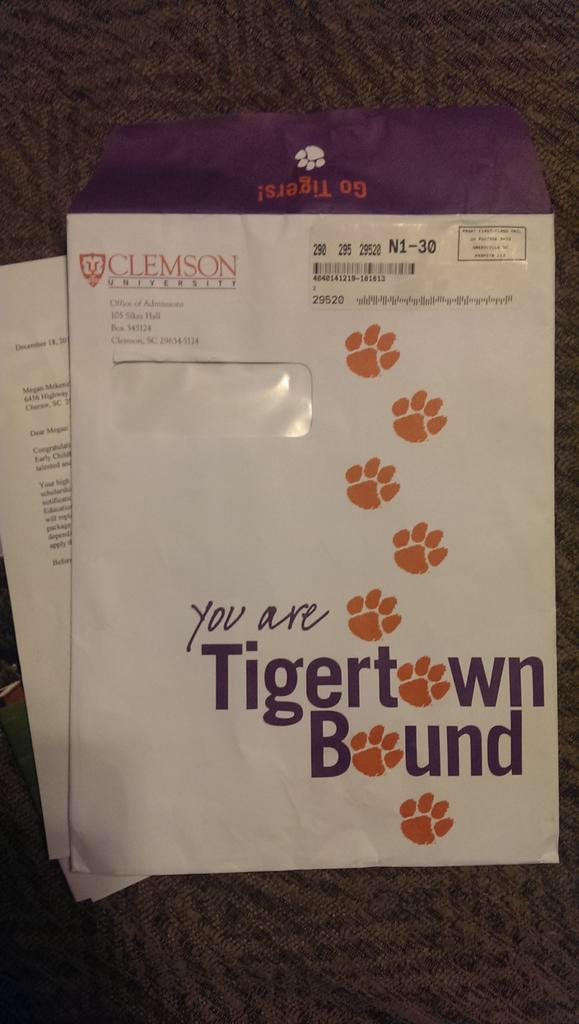ClemsonBuzzz's tweet photo. Are you #TigerTownBound ? Let us know if you received your #GoldenTicket &amp; will be part of Class #Clemson19 GoodLuck http://t.co/xugKXy5y56