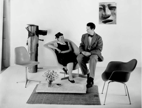 EamesOffice's tweet photo. Wishing you a wonderful day that's filled with the people &amp; things that you love. #Eames #ValentinesDay http://t.co/90eUyIlRUA