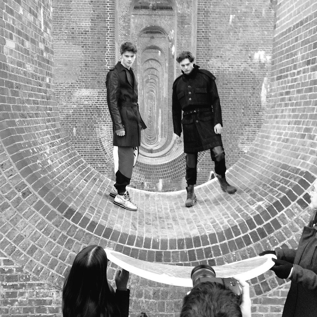 Dannny_K's tweet image. End of the day on shoot for the next print issue of @CandidMagazine with @DarwinGray1 &amp;amp; @_fabsx from @StormModels