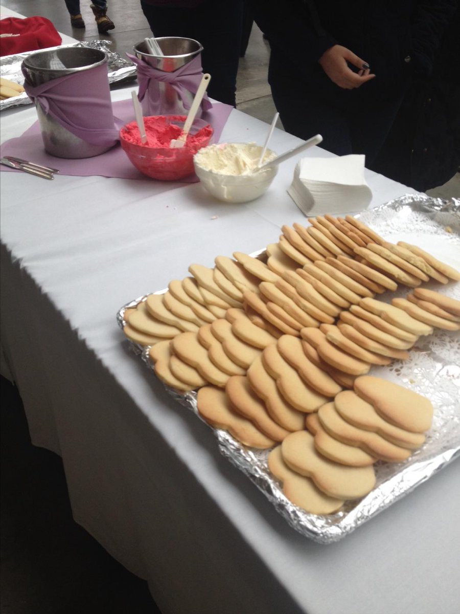 SmithSEC's tweet image. Our Break for the Norm is happening now in the CC! Stop by the main level for some delicious cookies! #smithcollege