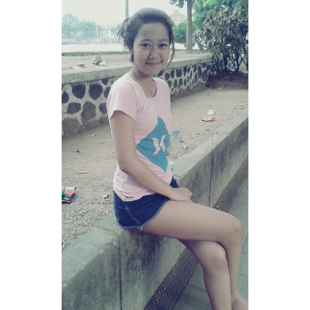 Ayu Berlina tweet media