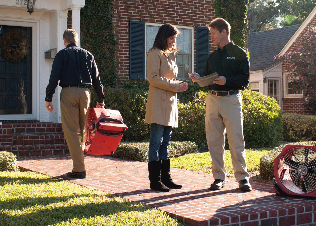 PDR_SanDiego's tweet image. Uh oh! The dishwasher is leaking….we can’t fix your   dishwasher but we can clean up the mess, Call Paul!