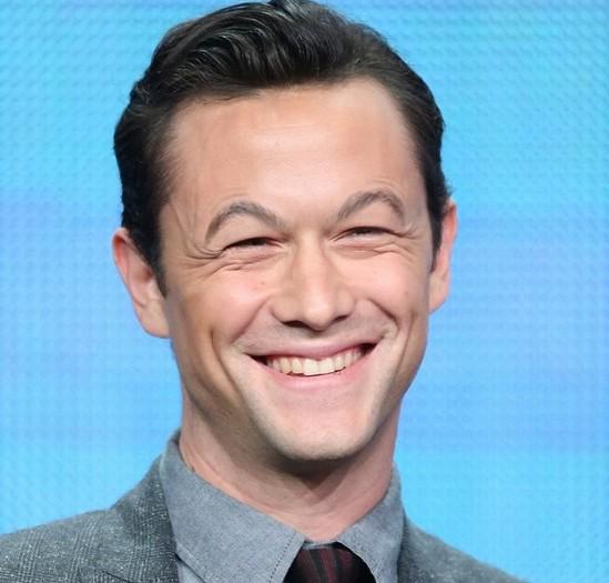 Celebs' eyebrows are being swapped with Jack Nicholson's and we don't know how to feel. bit.ly/1DlIudo