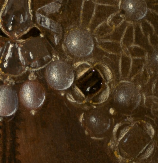 ngadc's tweet photo. Ambrogio de Predis used tin foil under red glazes to imitate a garnet or ruby embellishing her hair. #SeeingRedChat http://t.co/eSObNsD8JN