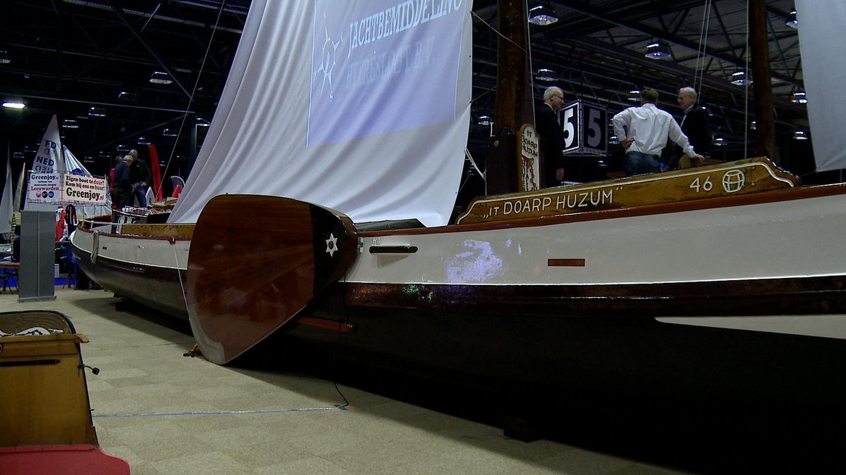 BotenTV's tweet image. Op @BootHolland namen we een kijkje bij de skutsjes van @itDoarpHuzum botentv.nl/video/skutsjes…